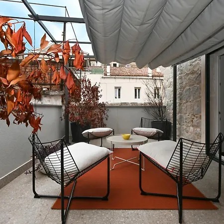 Milin Dom Premium Aparthotel