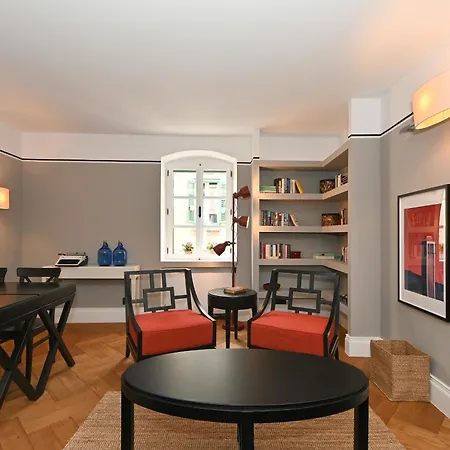Milin Dom Premium 아파트호텔 4*