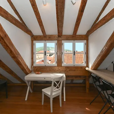 Milin Dom Premium Aparthotel