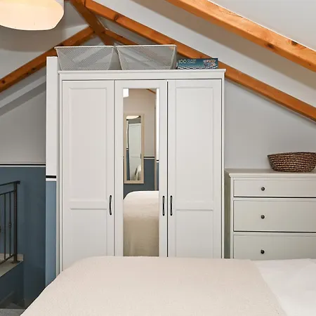 Milin Dom Premium 아파트호텔 4*